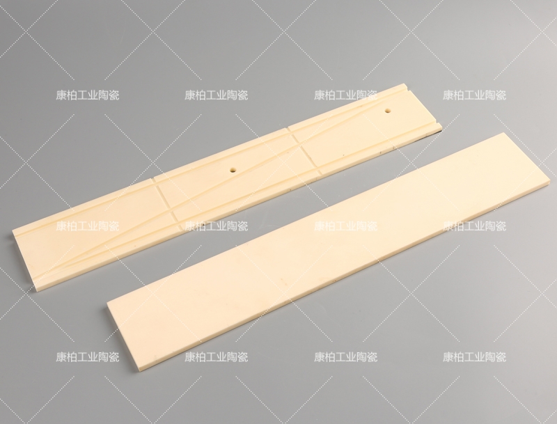 氧化鋁陶瓷的性能特點(diǎn)有哪些？