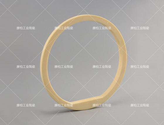 氧化鋁陶瓷有哪些優(yōu)勢？